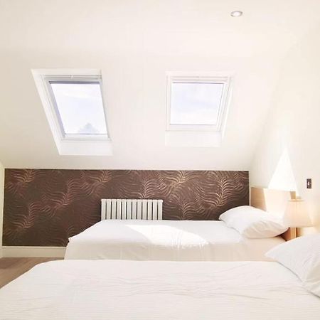 Top Floor Flat 5 Northwood نورثوود المظهر الخارجي الصورة