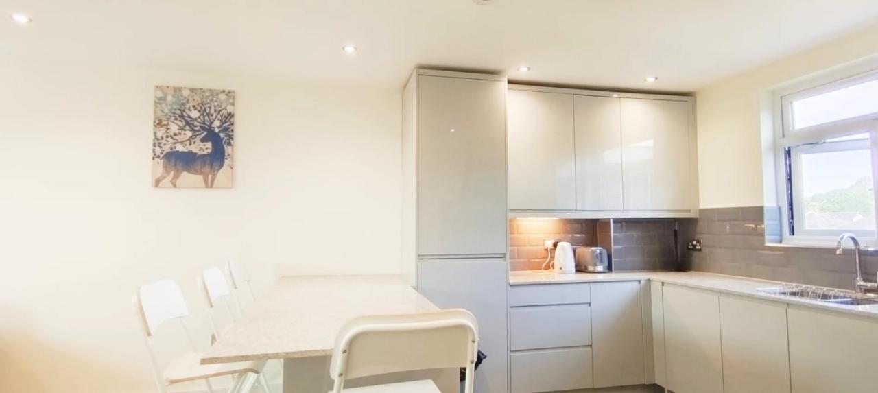 Top Floor Flat 5 Northwood نورثوود المظهر الخارجي الصورة